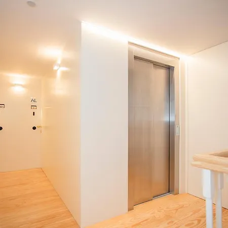 Liiiving In - Ribeira Design Appartamento *